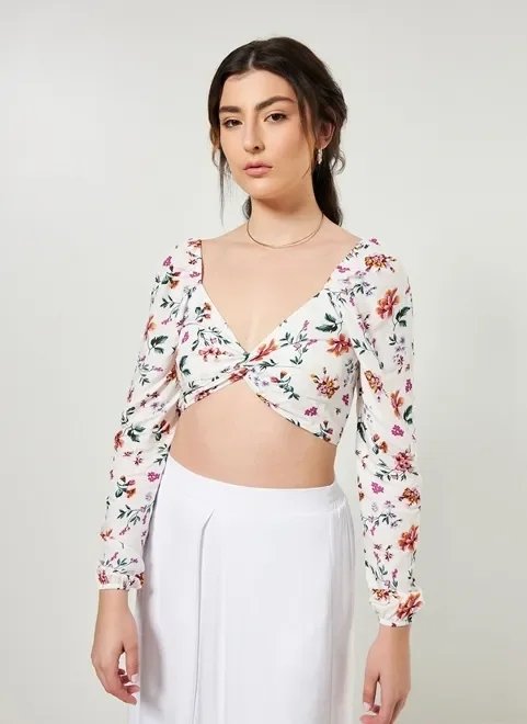 cropped manga longa off-white floral cropped manga longa off-white floral