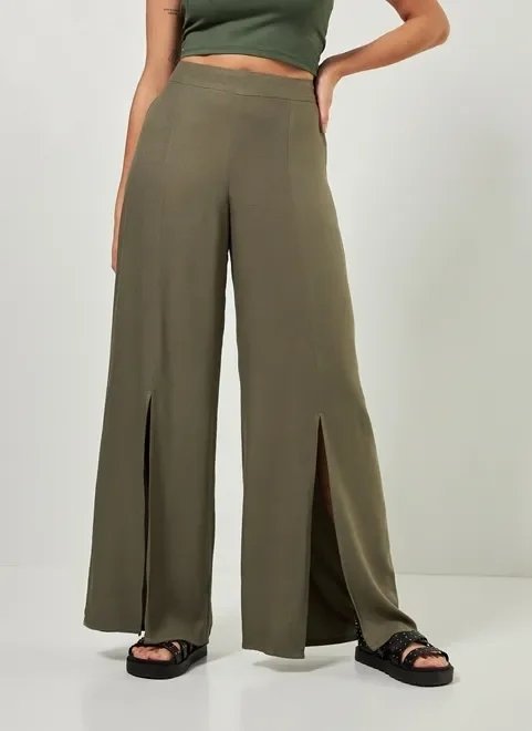 calça pantalona com fendas calça pantalona com fendas