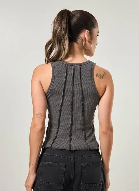 regata chumbo com recortes regata chumbo com recortes