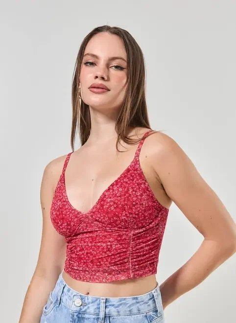 cropped com tule vermelho estampado cropped com tule vermelho estampado