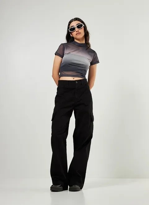 blusa em tule degradê preto e cinza blusa em tule degradê preto e cinza