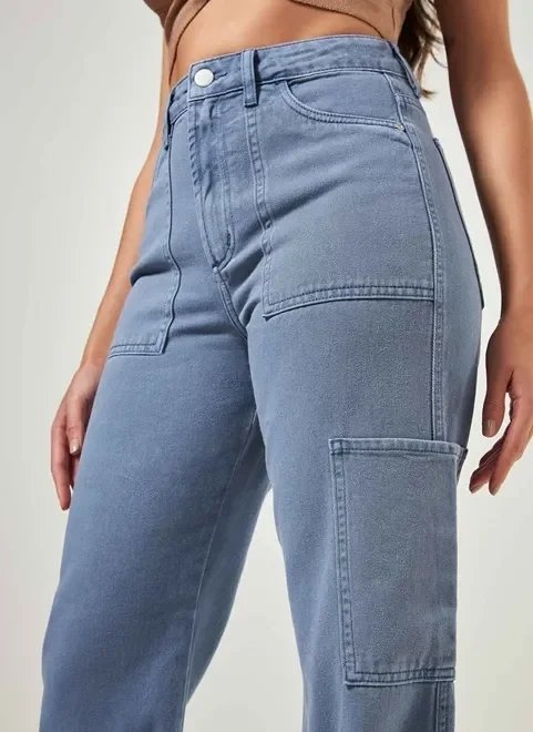 calça wide leg cargo em sarja calça wide leg cargo em sarja