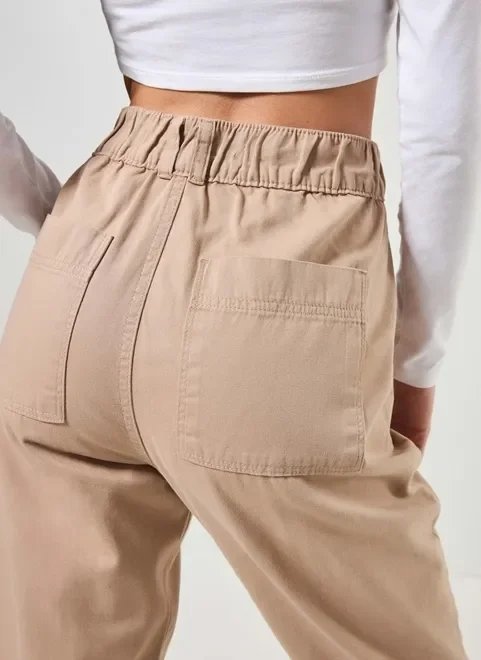 calça jogger em sarja com elástico calça jogger em sarja com elástico