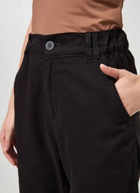 calça jogger em sarja com elástico calça jogger em sarja com elástico