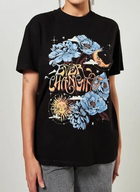 camiseta oversized preta estampa mística camiseta oversized preta estampa mística