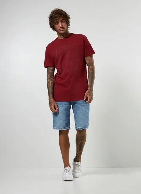 camiseta alongada vinho com estampa camiseta alongada vinho com estampa