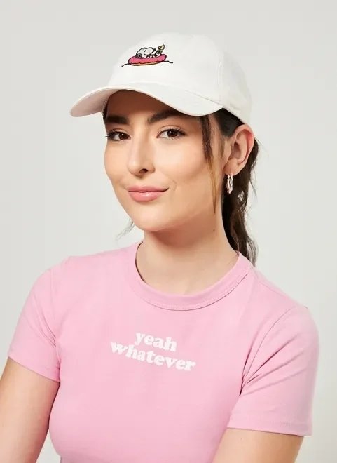 boné off-white snoopy bordado boné off-white snoopy bordado