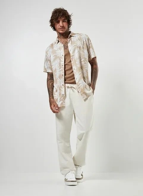camisa manga curta estampa folhagens camisa manga curta estampa folhagens