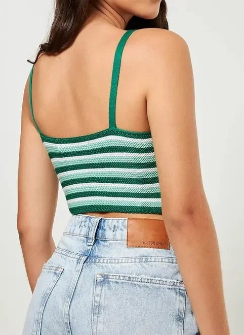 cropped em tricô listrado verde cropped em tricô listrado verde