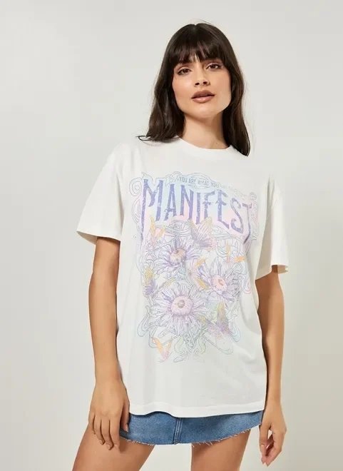 camiseta oversized com estampa manifest camiseta oversized com estampa manifest