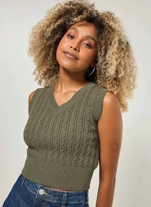 blusa colete em tricô verde militar blusa colete em tricô verde militar