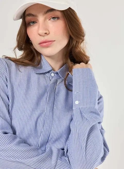 camisa cropped listrada azul camisa cropped listrada azul
