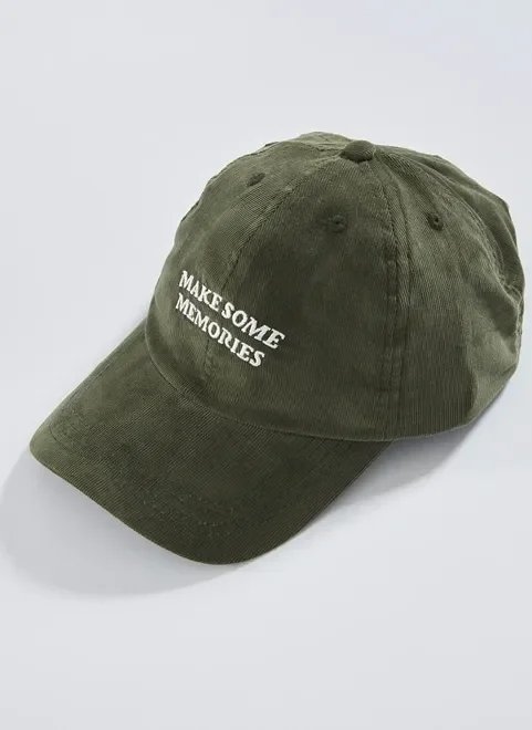 boné em veludo cotelê verde militar boné em veludo cotelê verde militar