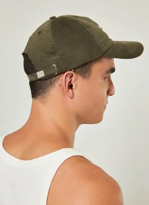 boné em veludo cotelê verde militar boné em veludo cotelê verde militar