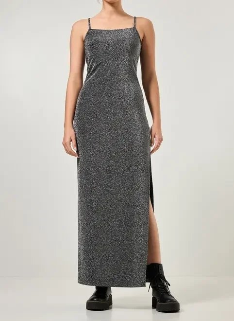 vestido brilhoso com fenda vestido brilhoso com fenda