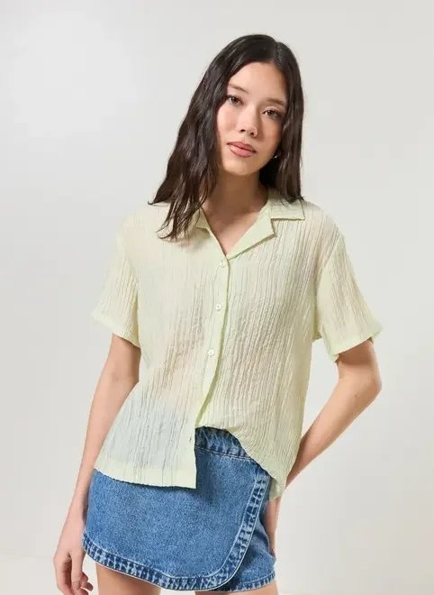 camisa manga curta com textura camisa manga curta com textura