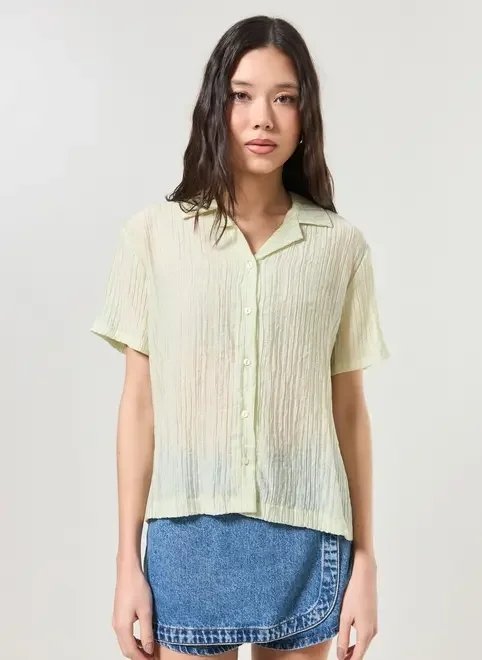 camisa manga curta com textura camisa manga curta com textura