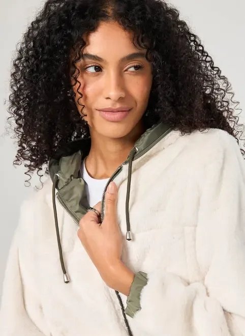 jaqueta reversível com pelúcia jaqueta reversível com pelúcia