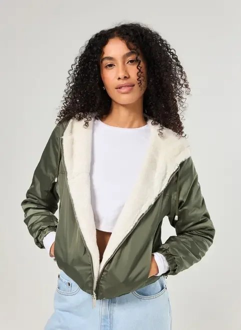 jaqueta reversível com pelúcia jaqueta reversível com pelúcia