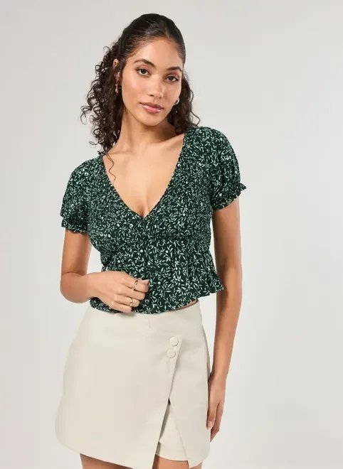 cropped manguinha bufante verde estampado cropped manguinha bufante verde estampado