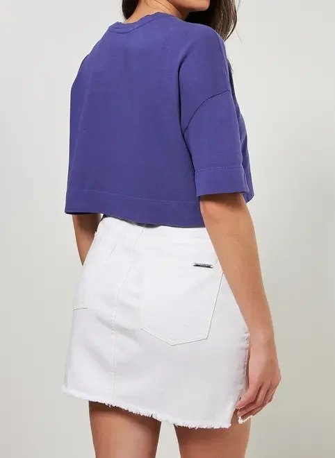 camiseta cropped em malha encorpada camiseta cropped em malha encorpada