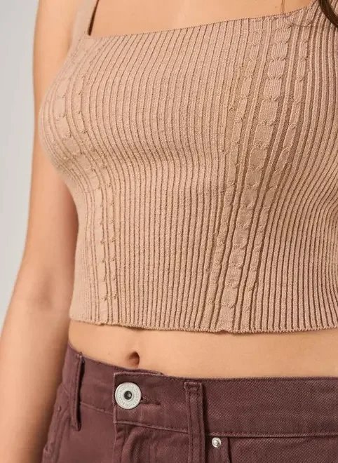 cropped em tricô com decote reto cropped em tricô com decote reto