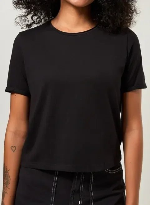 blusa de manga curta em algodão blusa de manga curta em algodão