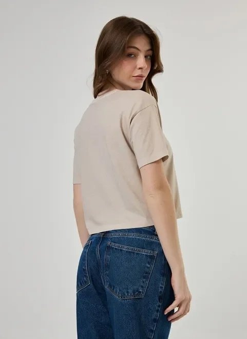 camiseta de manga curta estonada camiseta de manga curta estonada