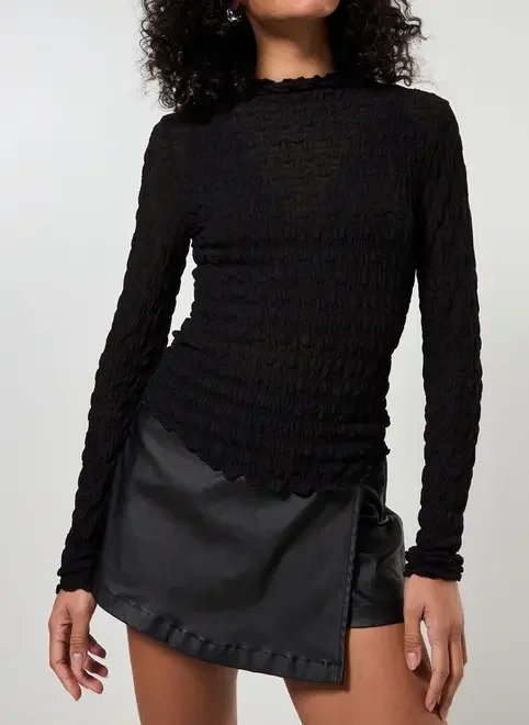 blusa manga longa preta textura blusa manga longa preta textura