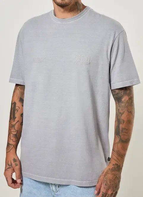 camiseta box cinza estonada com escrito camiseta box cinza estonada com escrito