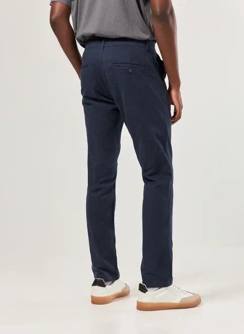 calça chino slim em sarja azul marinho calça chino slim em sarja azul marinho