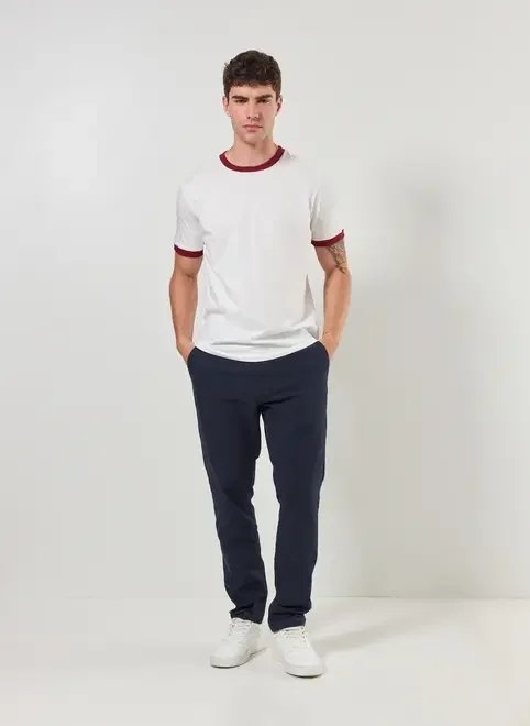 calça chino slim em sarja azul marinho calça chino slim em sarja azul marinho