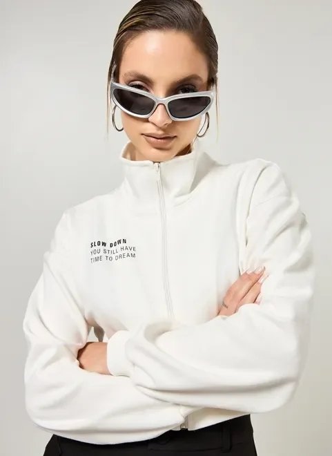 moletom cropped off-white com zíper moletom cropped off-white com zíper