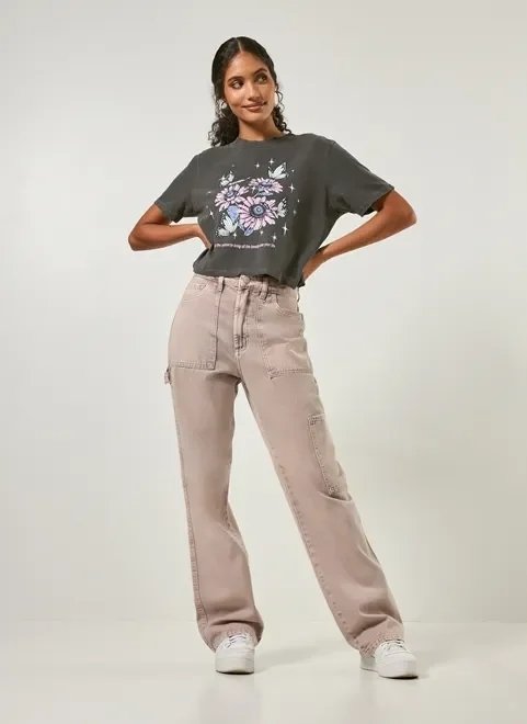 camiseta cropped estonada com flores camiseta cropped estonada com flores