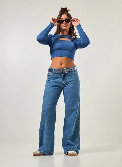 cropped manga longa azul com abertura cropped manga longa azul com abertura