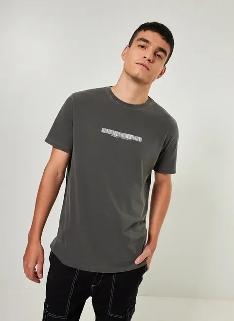 camiseta preta estonada código de barras camiseta preta estonada código de barras