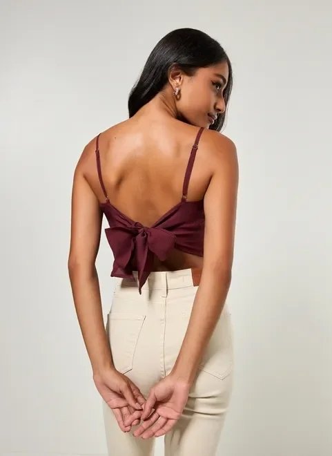 cropped vinho com amarração nas costas cropped vinho com amarração nas costas