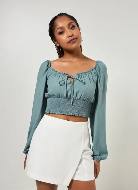 blusa cropped romântica manga longa blusa cropped romântica manga longa