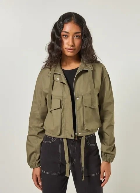 jaqueta parka em sarja verde militar jaqueta parka em sarja verde militar