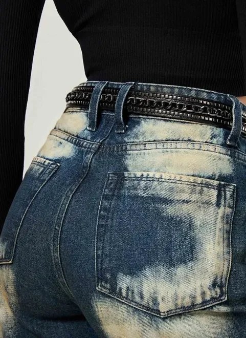 cinto preto com tachas e corrente cinto preto com tachas e corrente