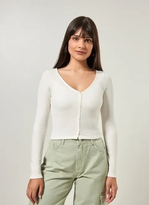 blusa manga longa off-white botõezinhos blusa manga longa off-white botõezinhos