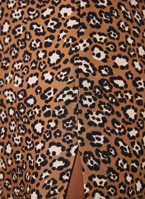 saia midi oncinha com fenda saia midi oncinha com fenda