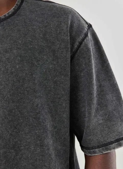 camiseta box em moletom marmorizado camiseta box em moletom marmorizado