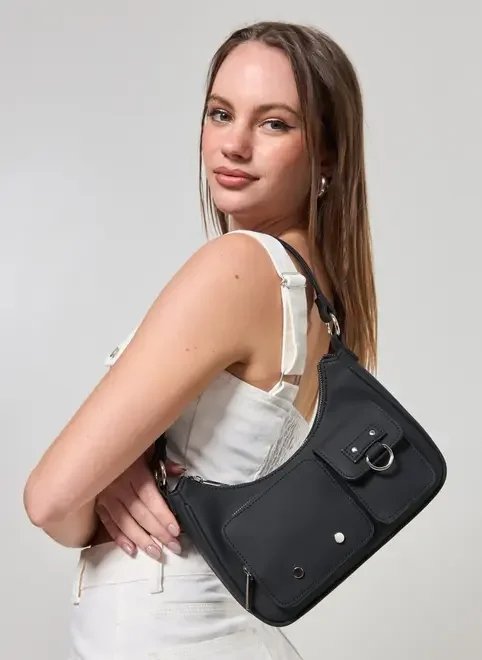 bolsa em poliuretano preto com bolsos bolsa em poliuretano preto com bolsos