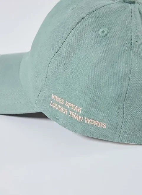 boné verde bordado vibes boné verde bordado vibes