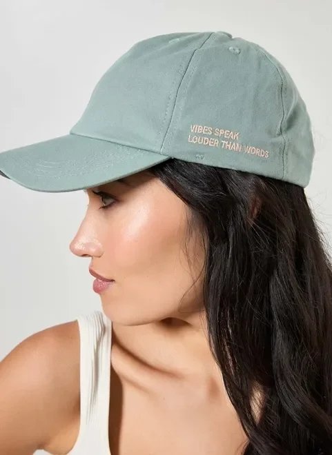 boné verde bordado vibes boné verde bordado vibes