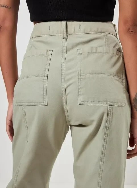 calça wide leg sarja verde seco calça wide leg sarja verde seco