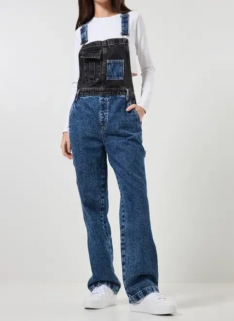 macacão jeans bicolor azul e preto macacão jeans bicolor azul e preto