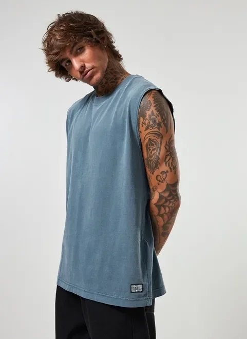 regata box em malha azul estonada regata box em malha azul estonada