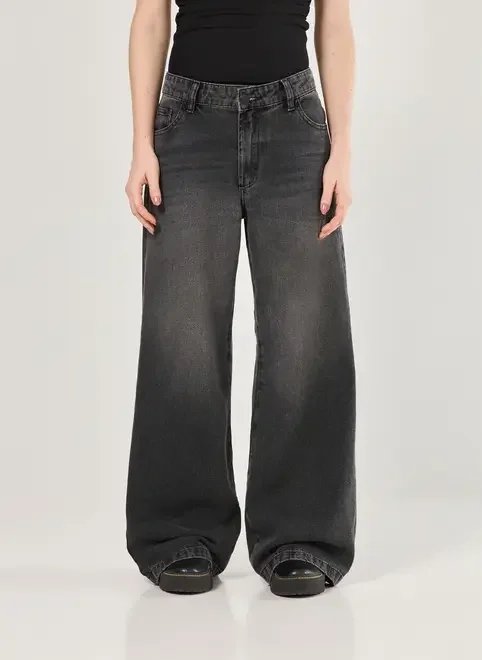 calça wide leg jeans de cintura baixa calça wide leg jeans de cintura baixa